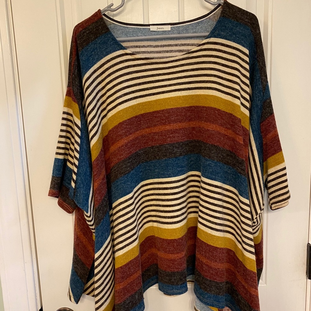 Jodifl Women’s Poncho/Sweater OS